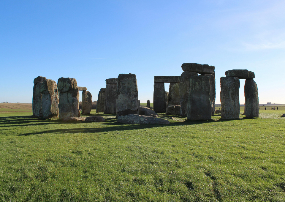 Image of big standing stones at Stonehenge